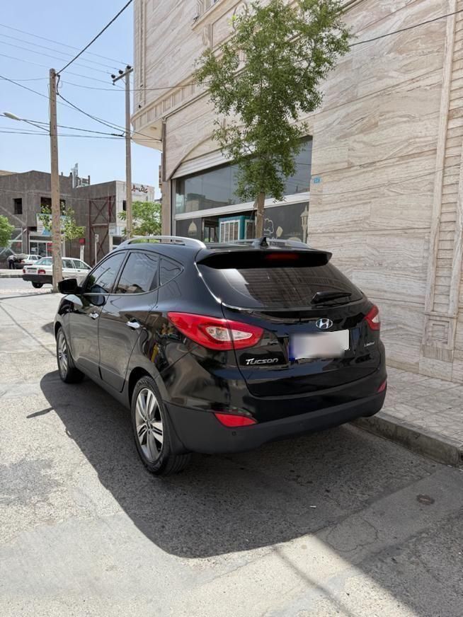 هیوندای توسان 2.4 لیتر - 2015