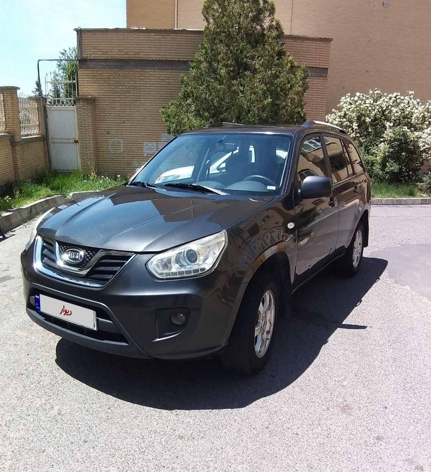 خودرو ام وی ام، X33 آگهی ann_17880883