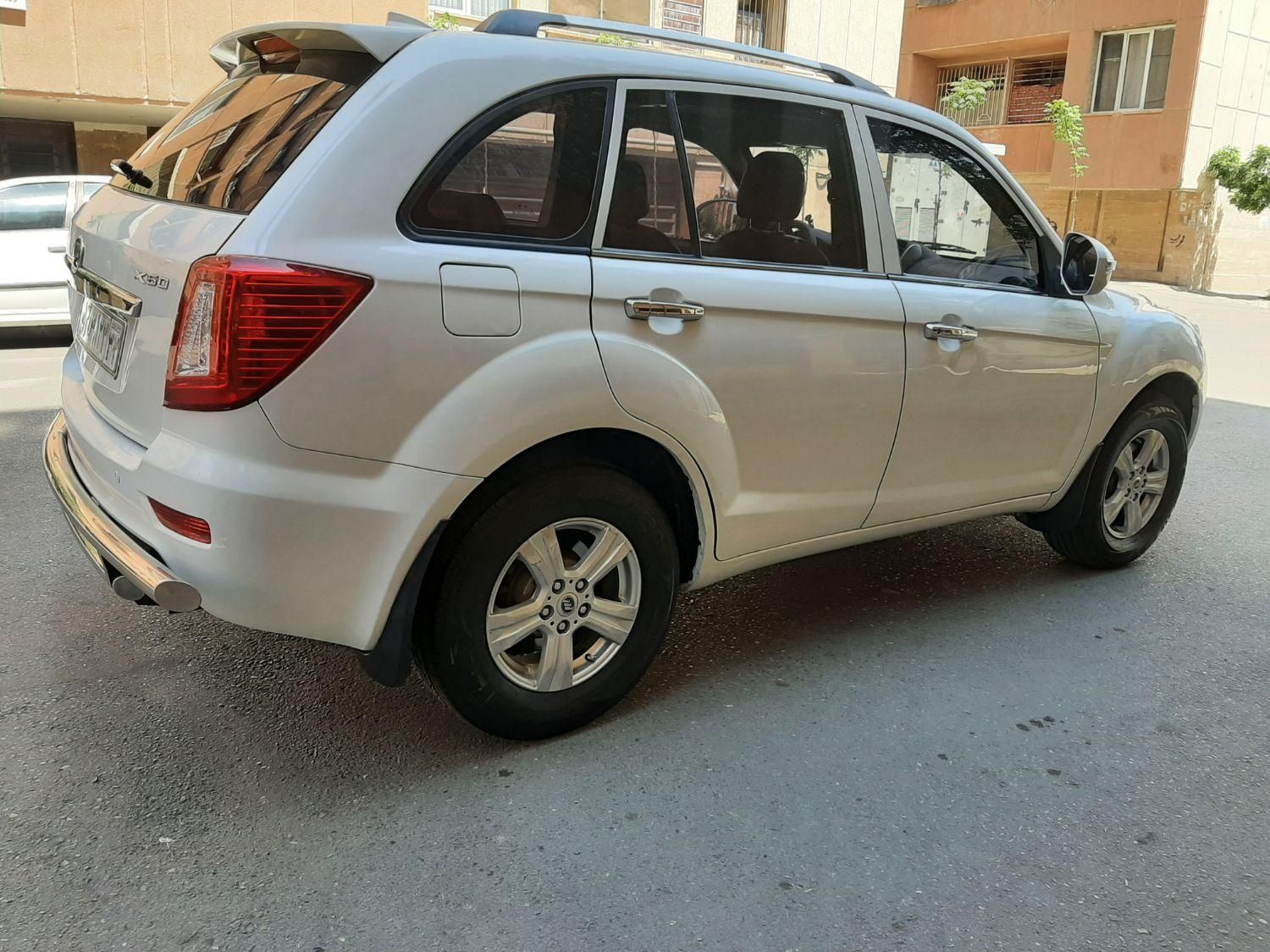 لیفان X60 دنده‌ای - 2014
