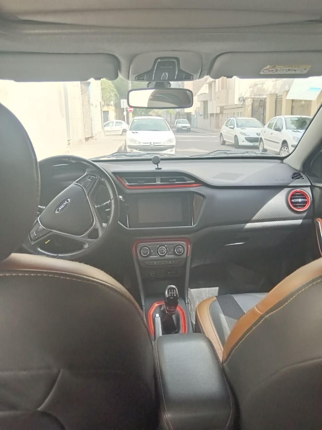 ام وی ام X22 دنده ای اسپرت لاکچری - 2022
