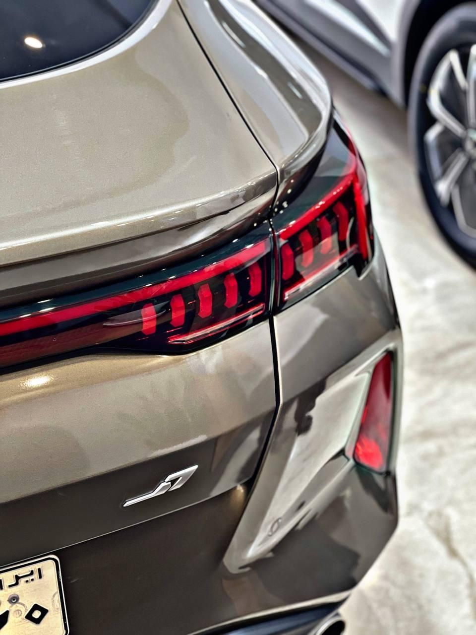 کی ام سی J7 اتوماتیک - 2024
