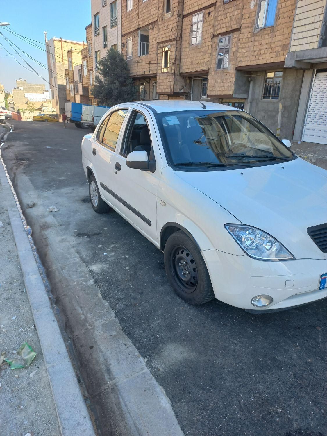 تیبا صندوق دار SX - 1395