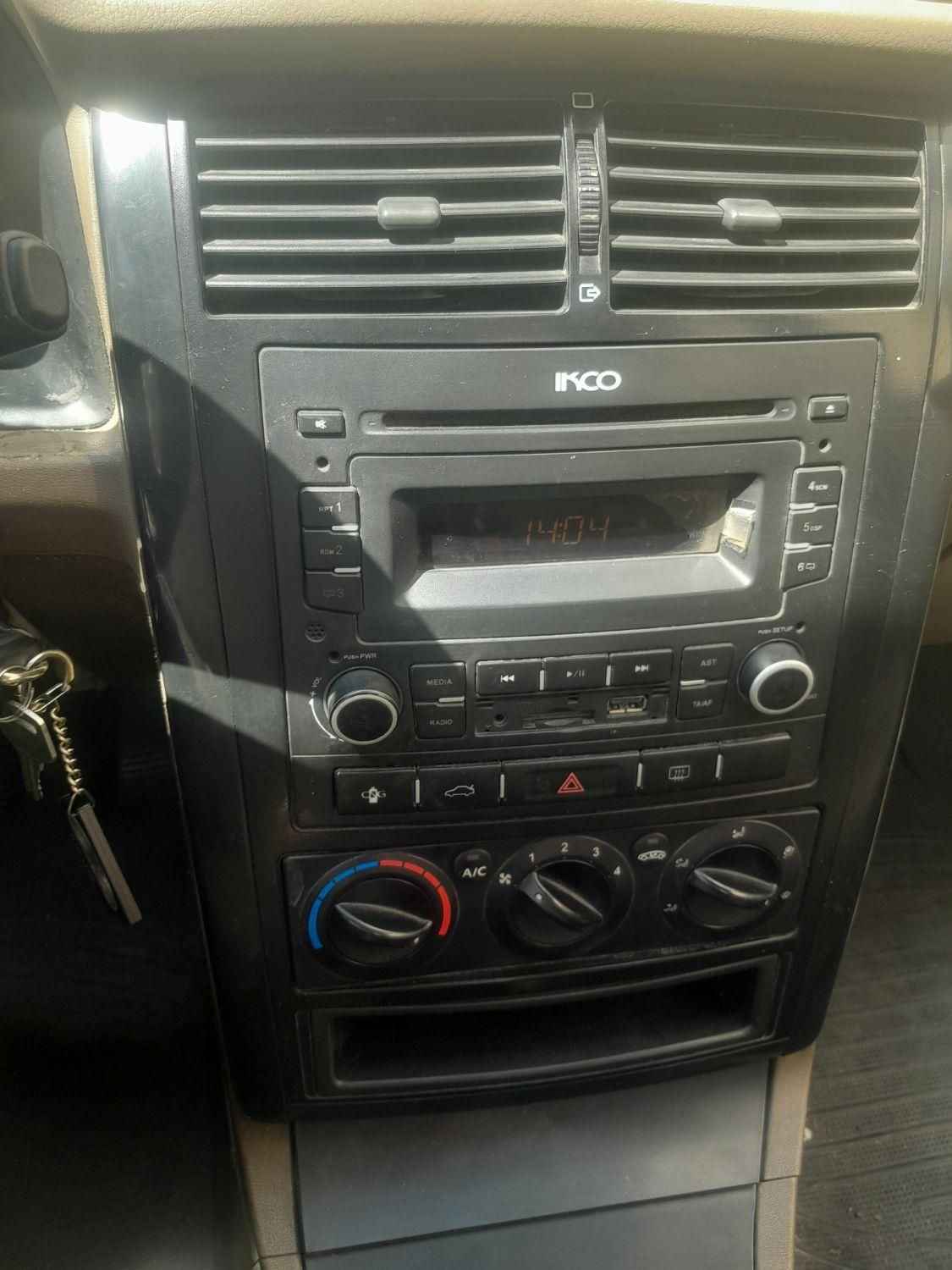 پژو 405 GLX - دوگانه سوز - 1396