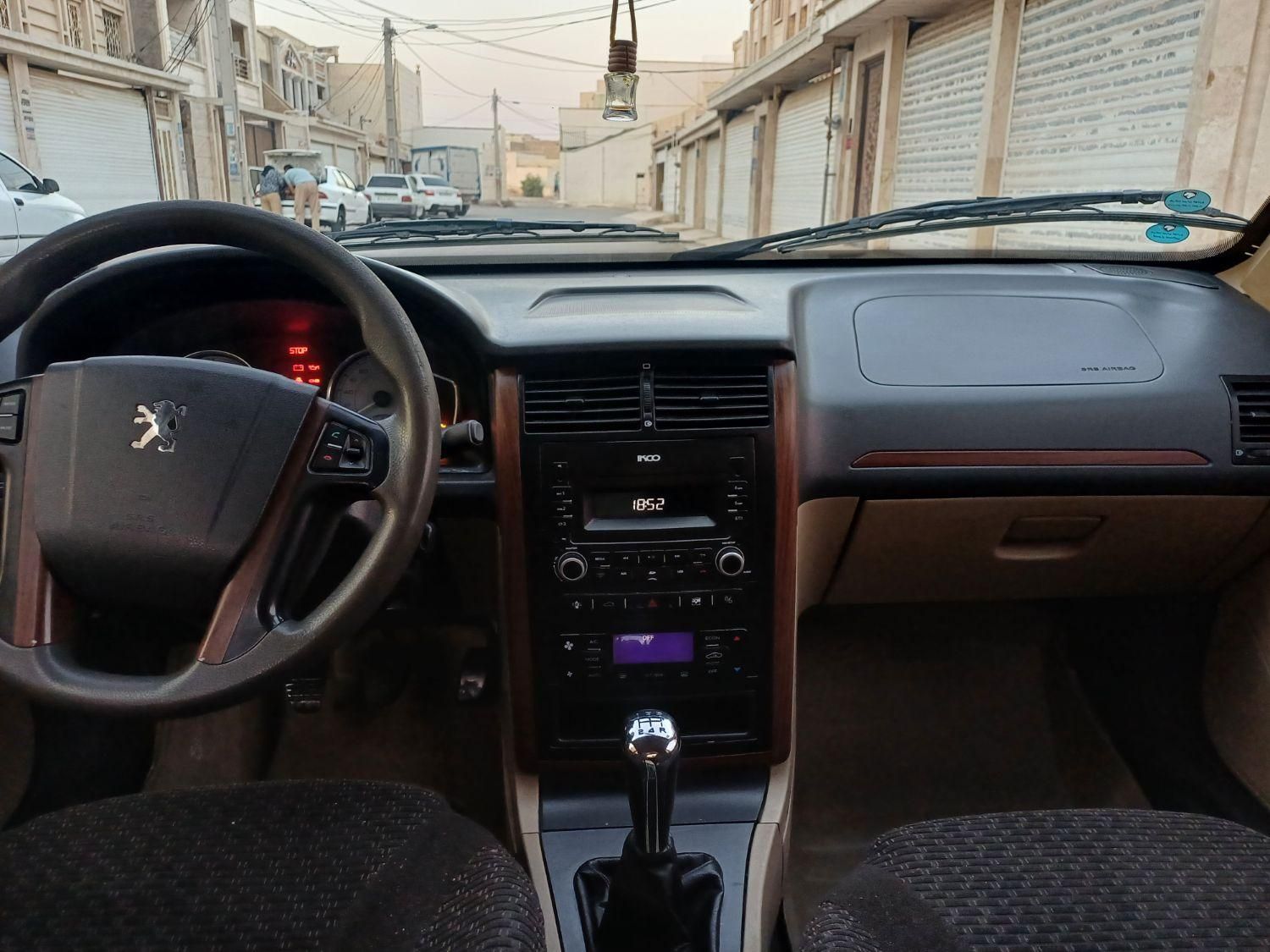 پژو پارس سال - 1400