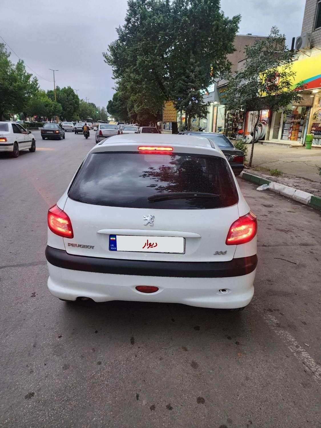 پژو 206 تیپ 2 - 1398