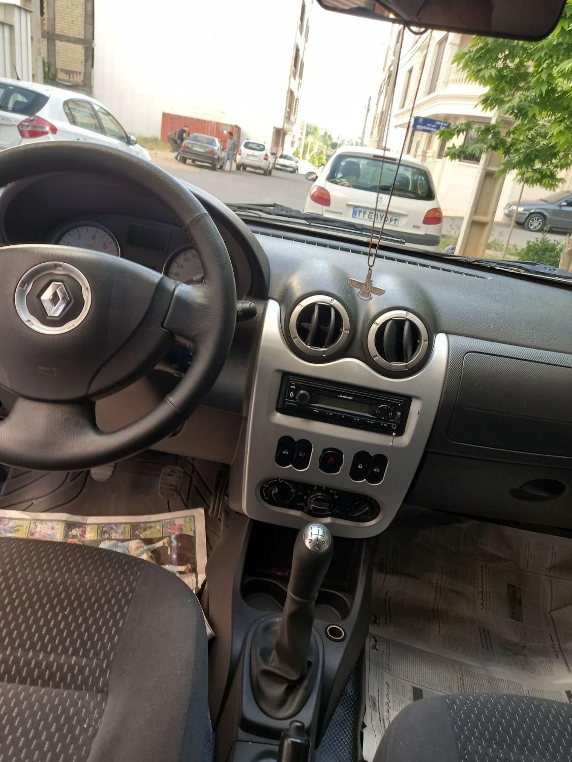 رنو ساندرو دنده ای - 1395