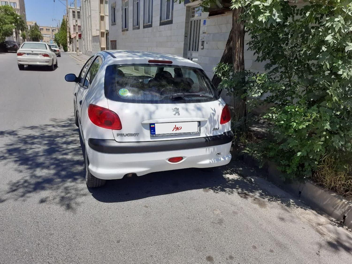 پژو 206 تیپ 2 - 1398