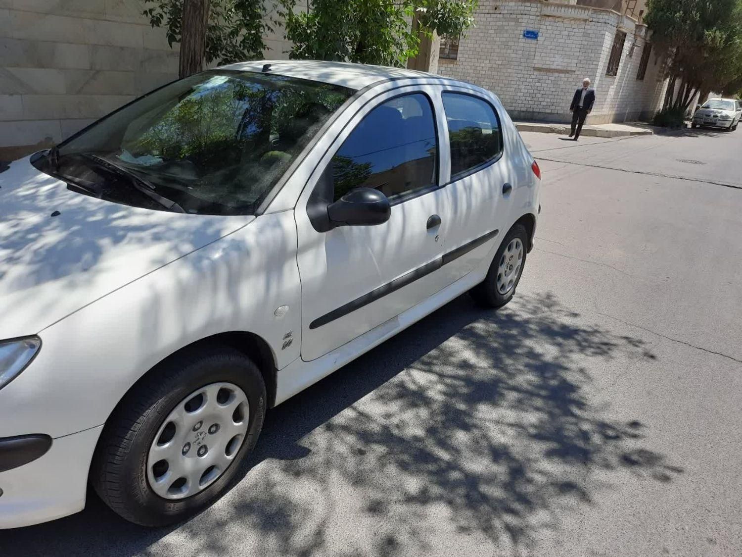 خودرو پژو، 206 آگهی ann_17886771