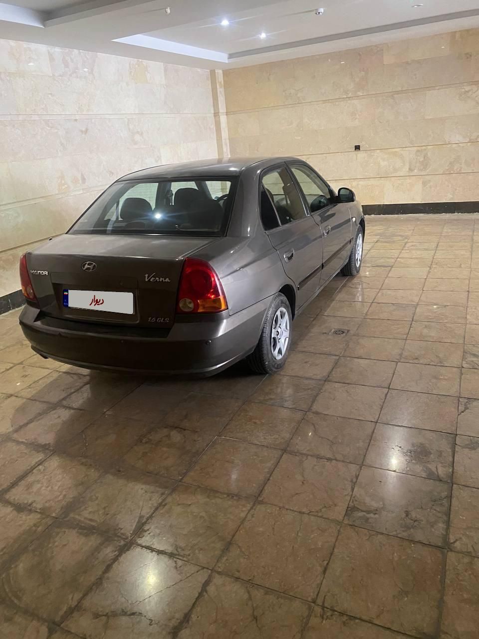 هیوندای ورنا دنده‌ ای - 2010