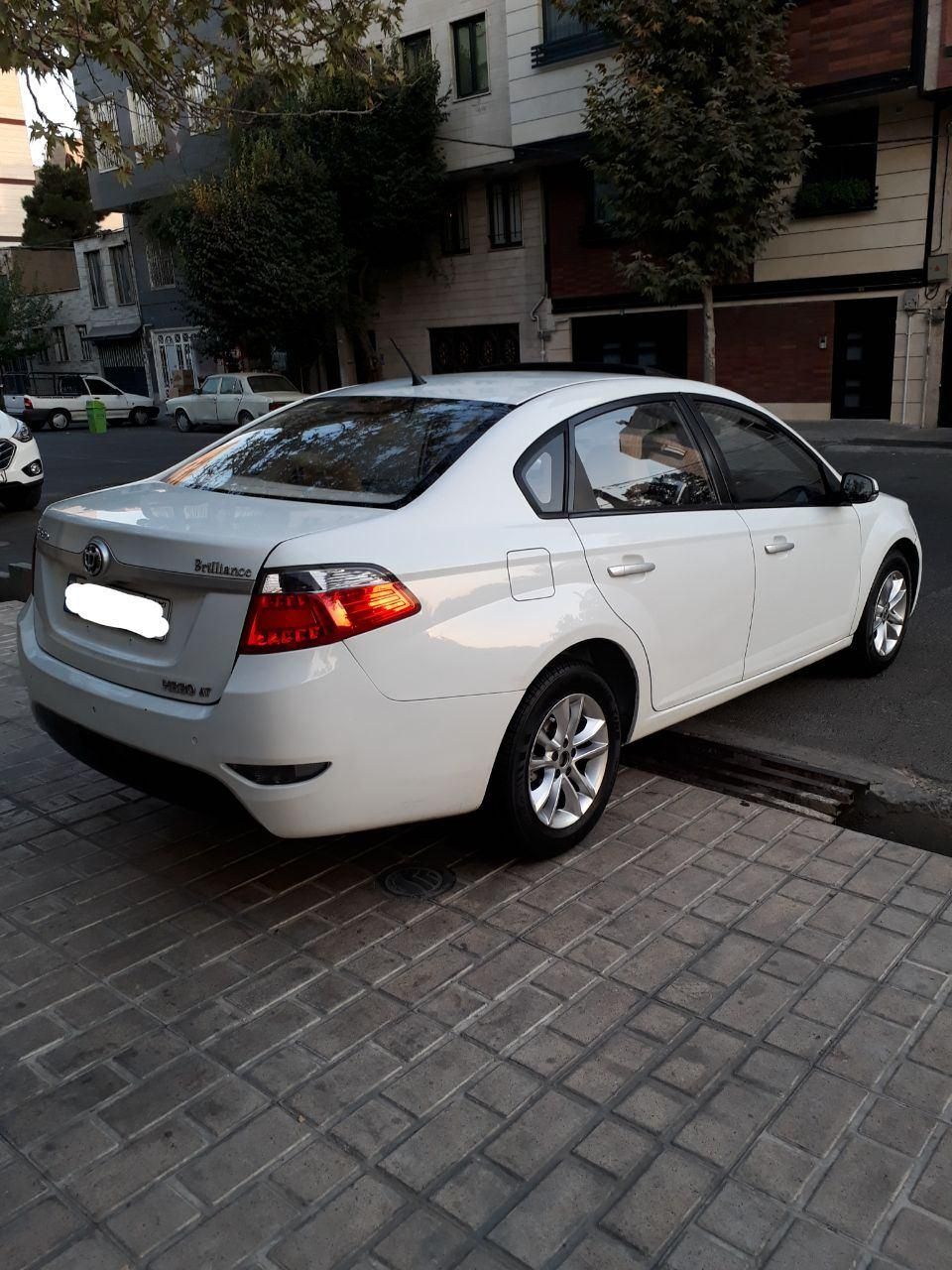 برلیانس H330 اتوماتیک 1500 - 2015
