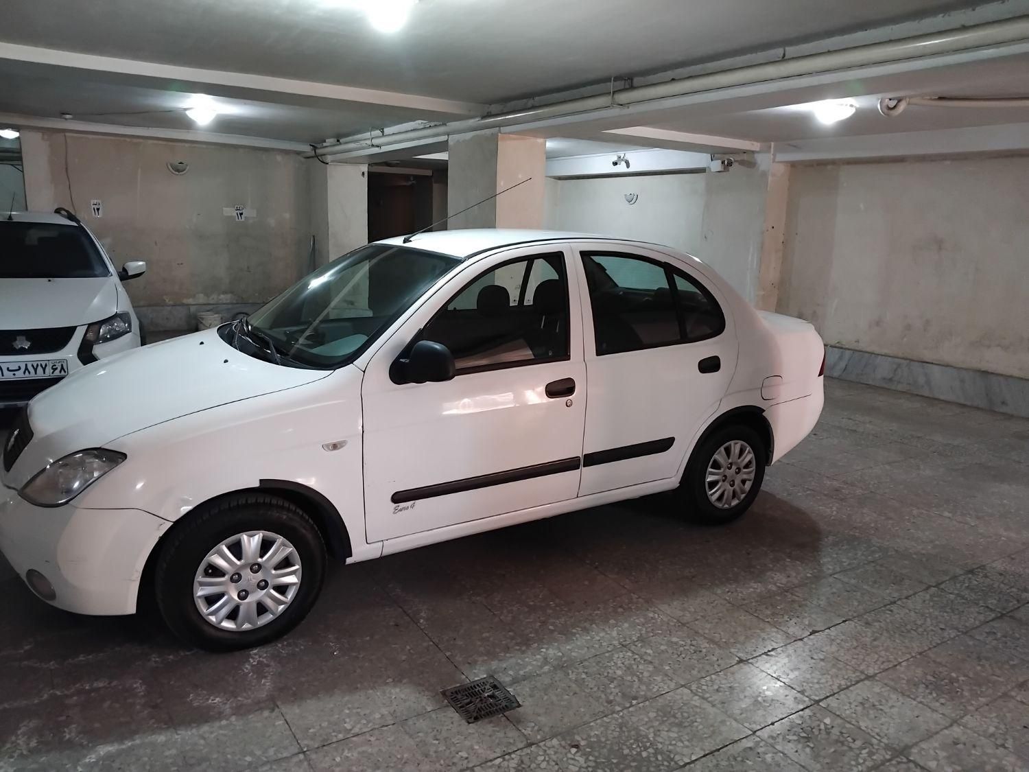 تیبا صندوق دار SX - 1393