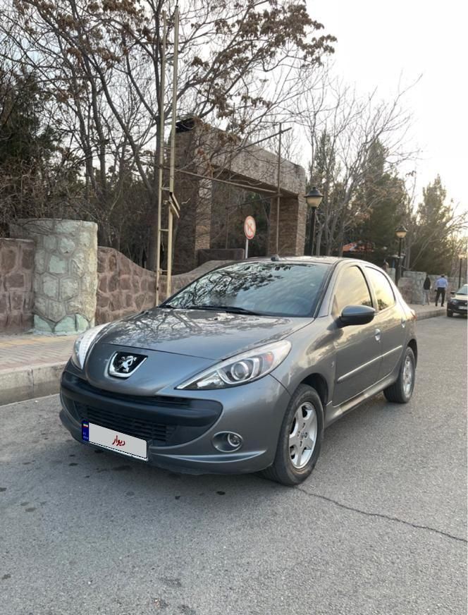 پژو 207 دنده‌ای - 1396