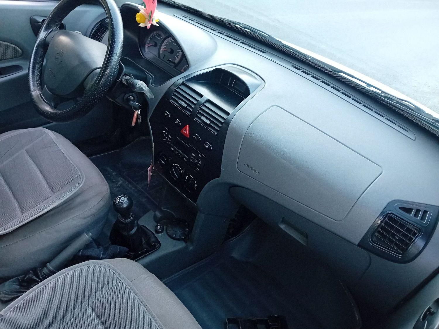 تیبا صندوق دار SX - 1398