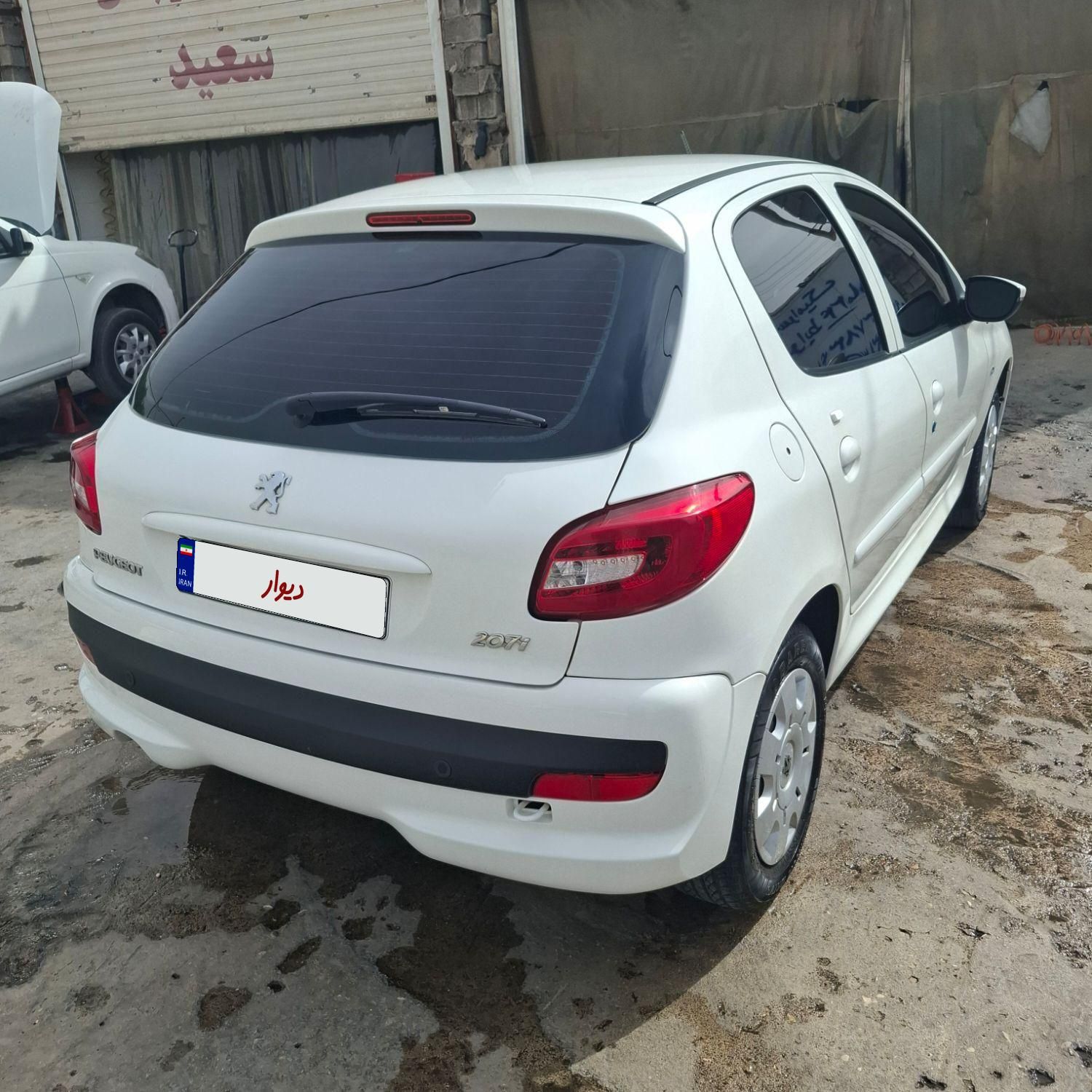 پژو 207 دنده‌ای - 1400