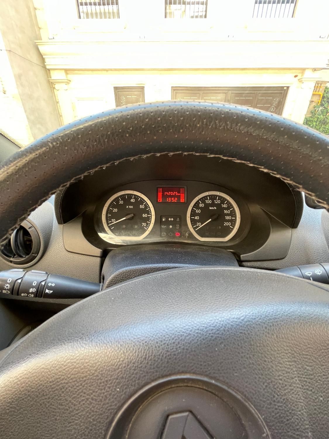 رنو تندر 90 E2 - 1396