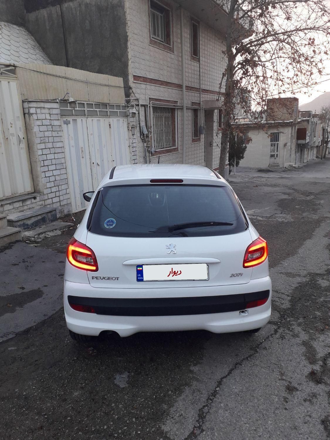 پژو 207 دنده‌ای با موتور TU3 - 1403