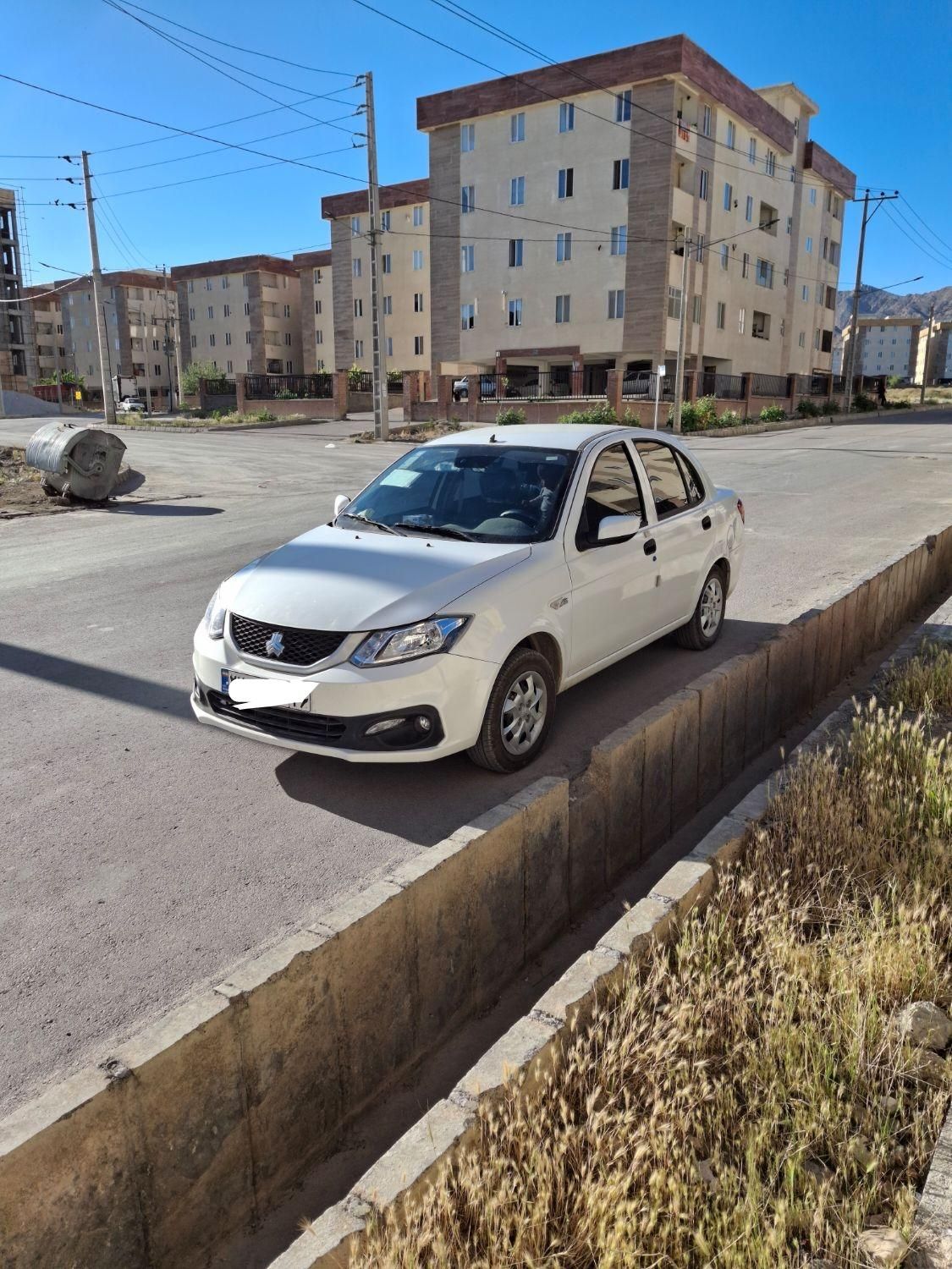 ساینا S دنده ای بنزینی - 1403
