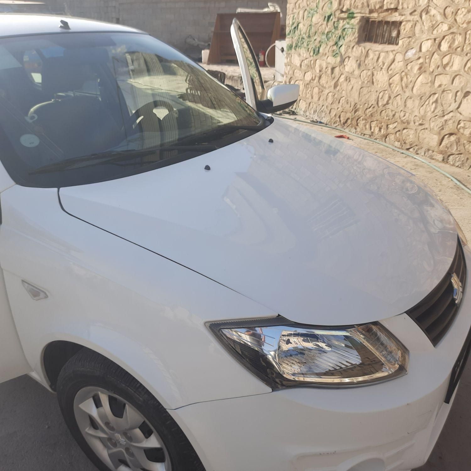 ساینا S دنده ای بنزینی - 1400
