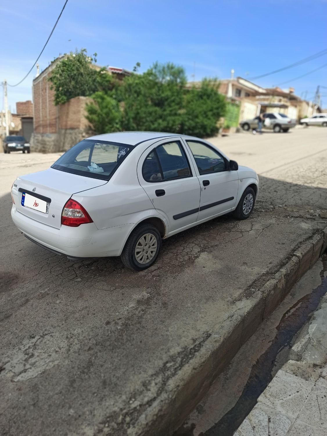 تیبا صندوق دار EX - 1393