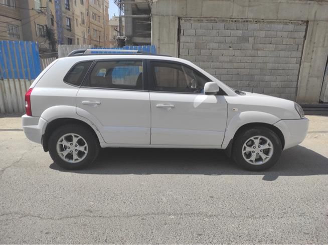 هیوندای توسان 2.7 لیتر - 2010