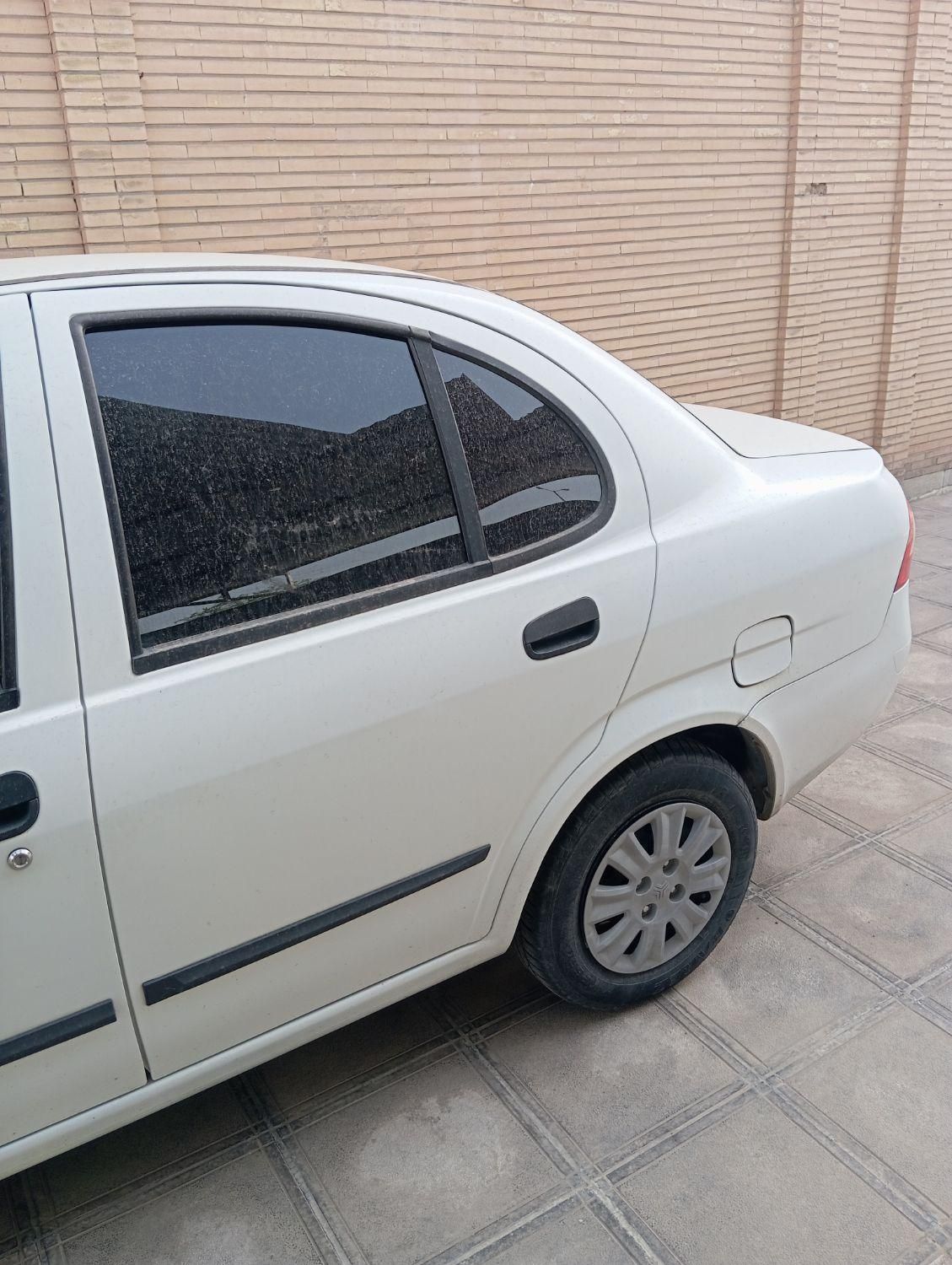 تیبا صندوق دار SX - 1399