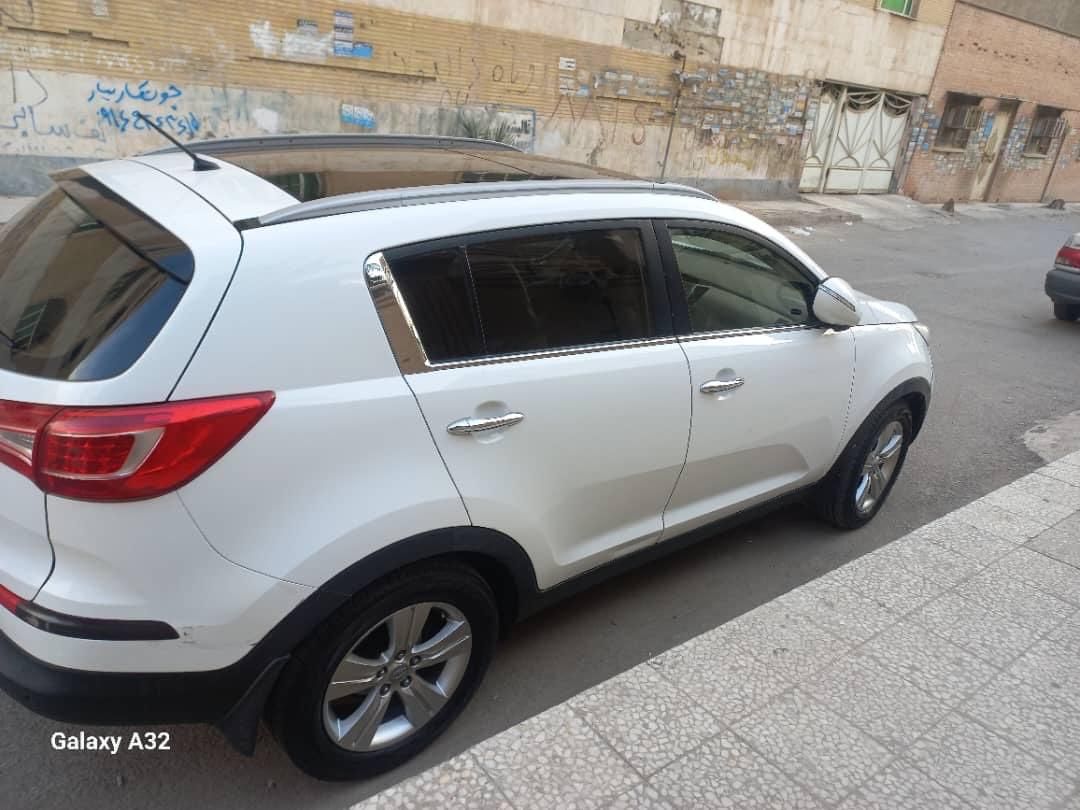کیا اسپورتیج توربو 2000cc - 2011