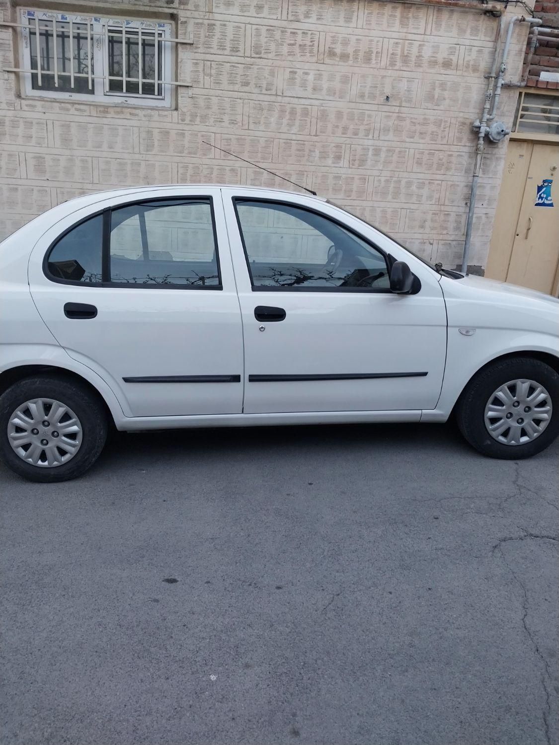 تیبا صندوق دار SX - 1400