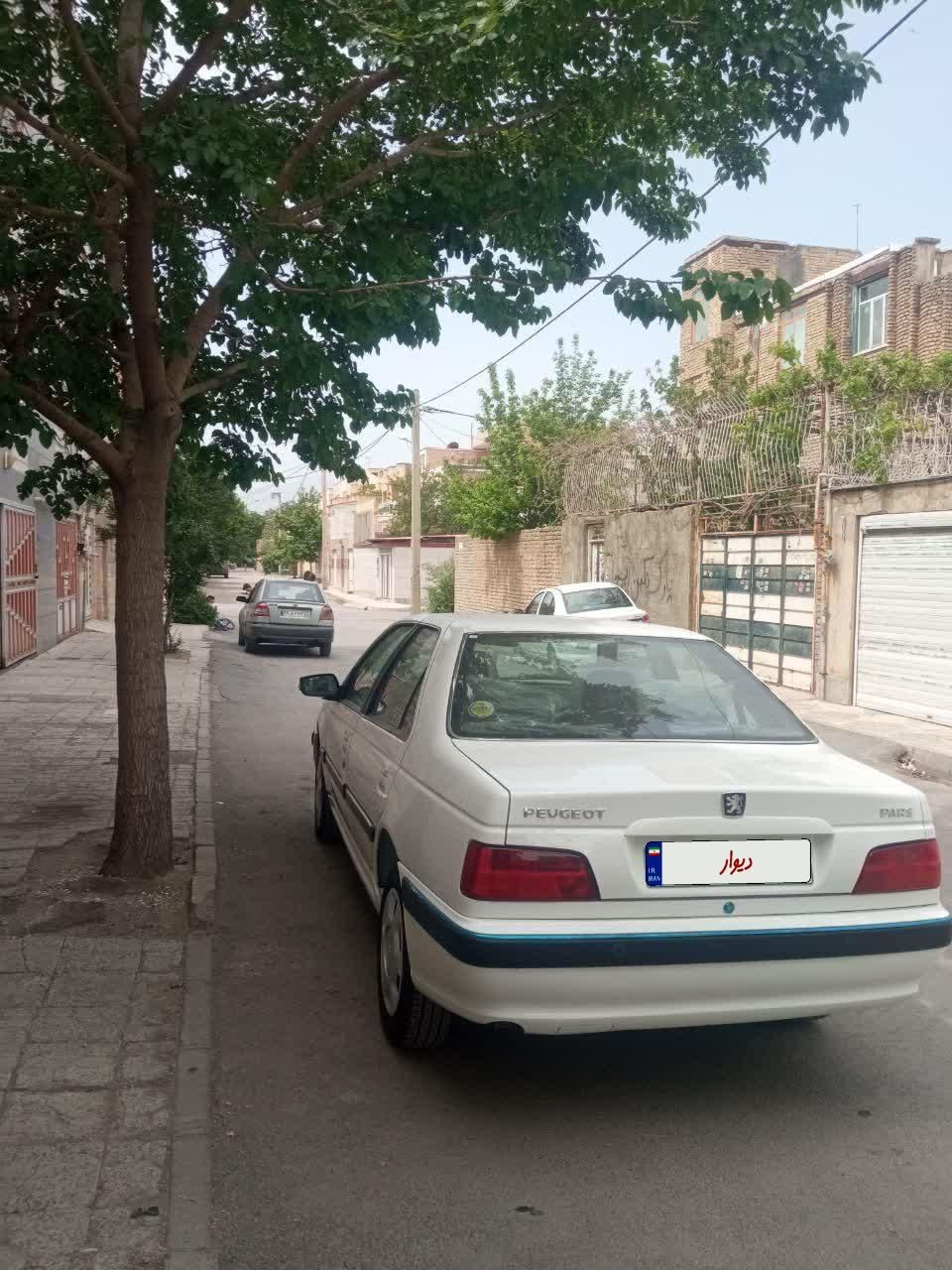 پژو پارس XU7P - 1402