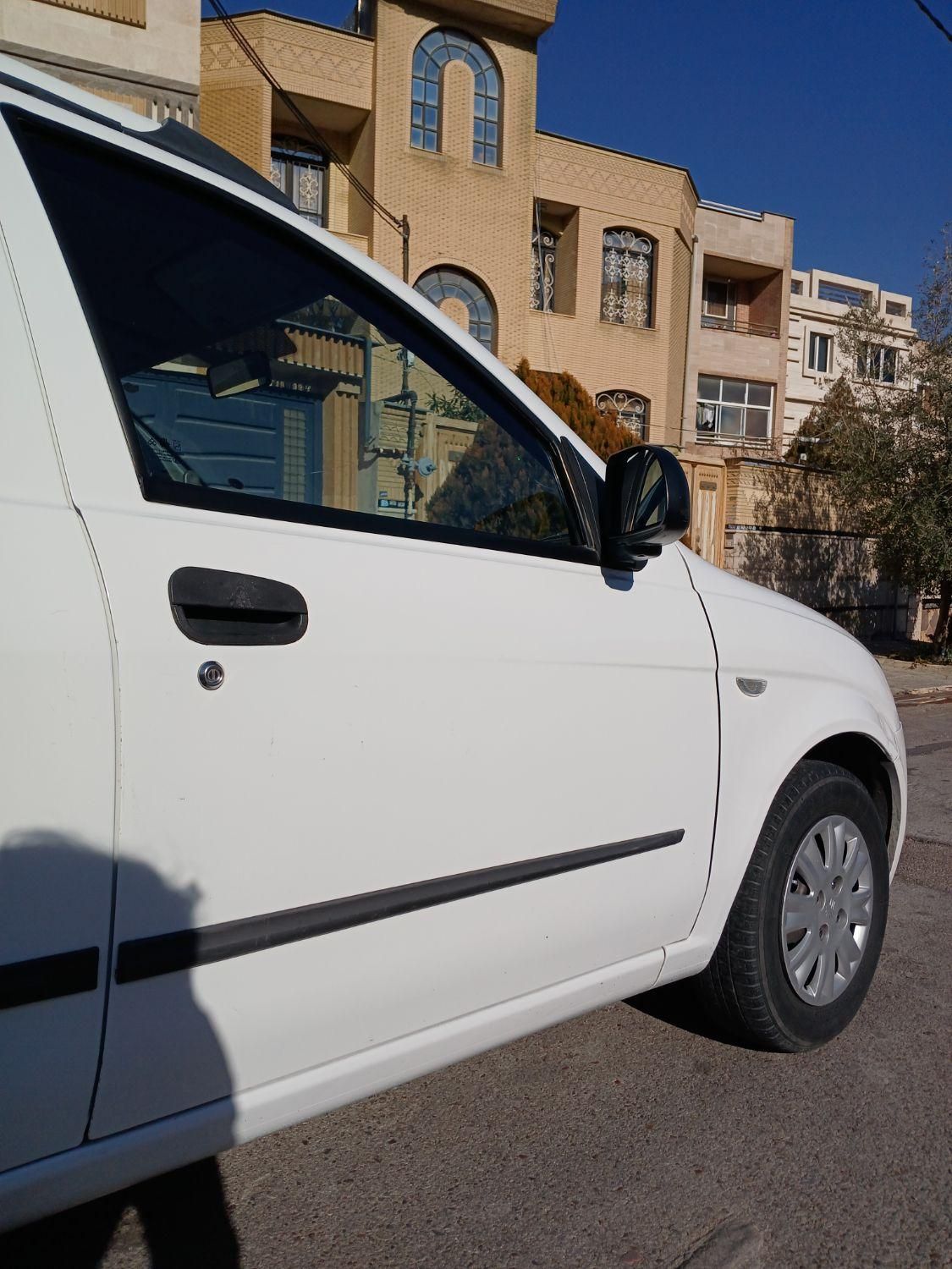 تیبا صندوق دار SX - 1396