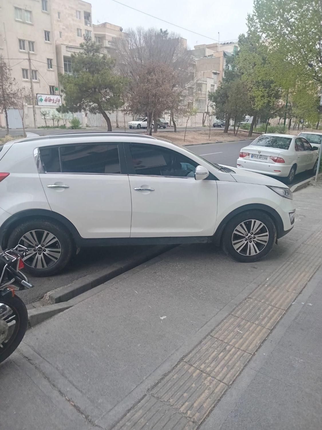 کیا اسپورتیج 4 سیلندر 2400cc - 2014