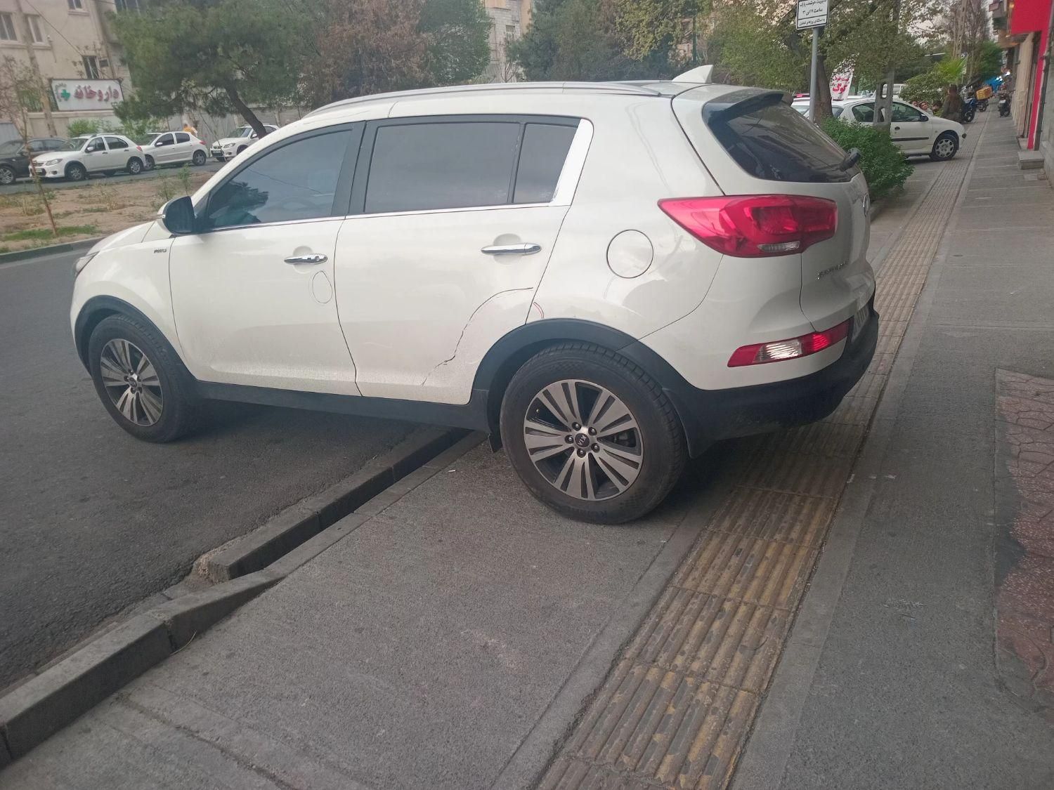 کیا اسپورتیج 4 سیلندر 2400cc - 2014