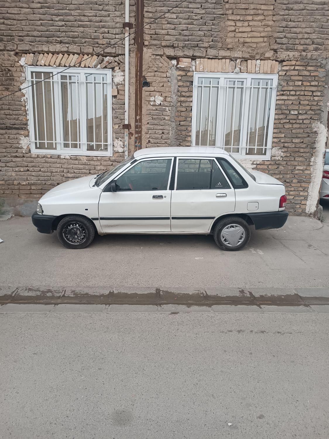 پراید صبا دنده‌ای - 1383