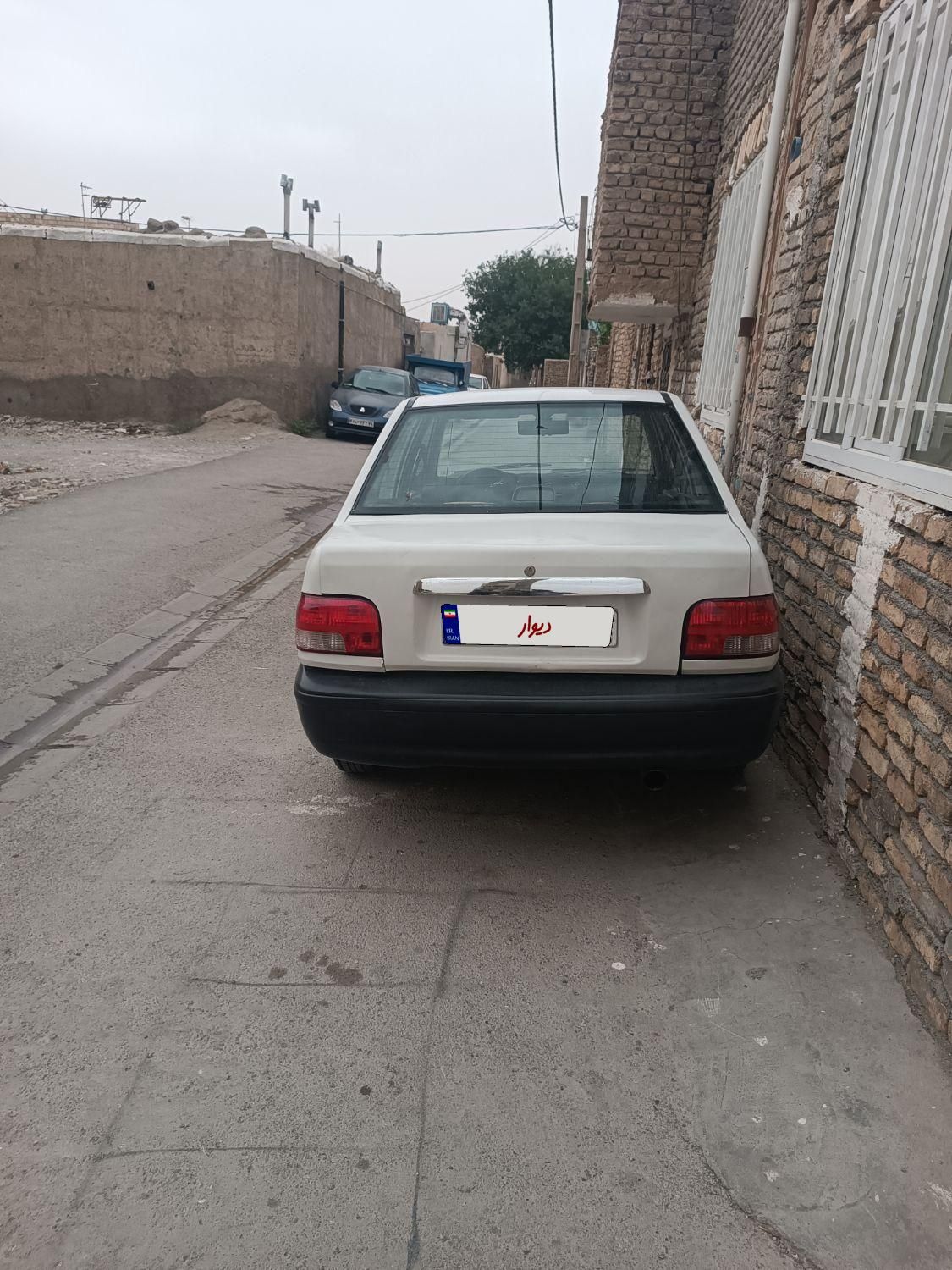 پراید صبا دنده‌ای - 1383