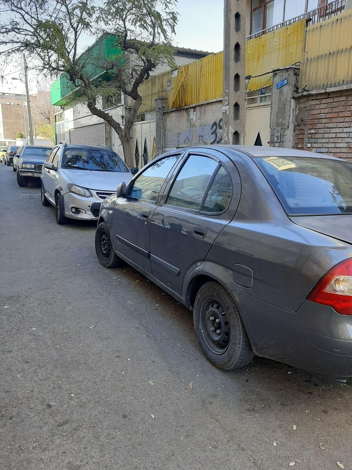 تیبا صندوق دار SX - 1393