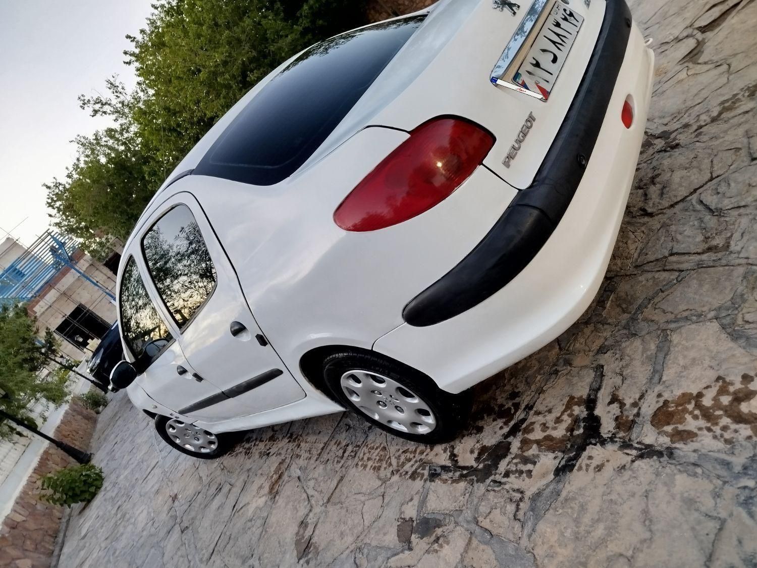 پژو 206 SD v8 - 1396