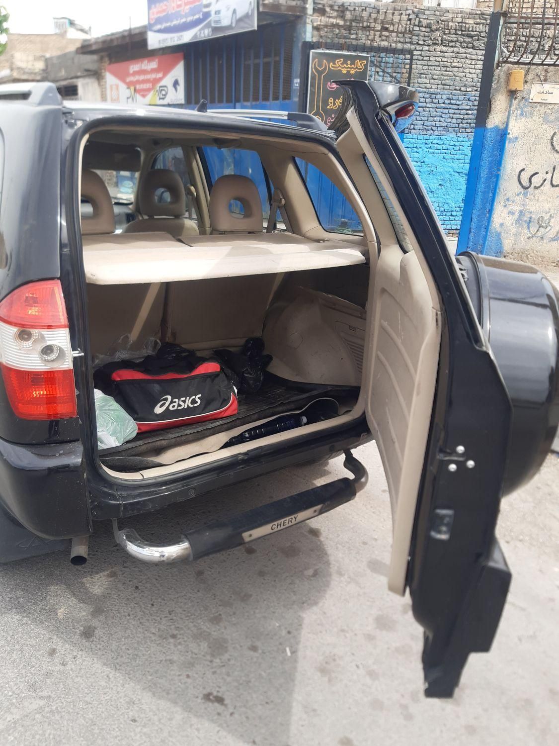 ام وی ام X33 دنده‌ای ساده - 2012