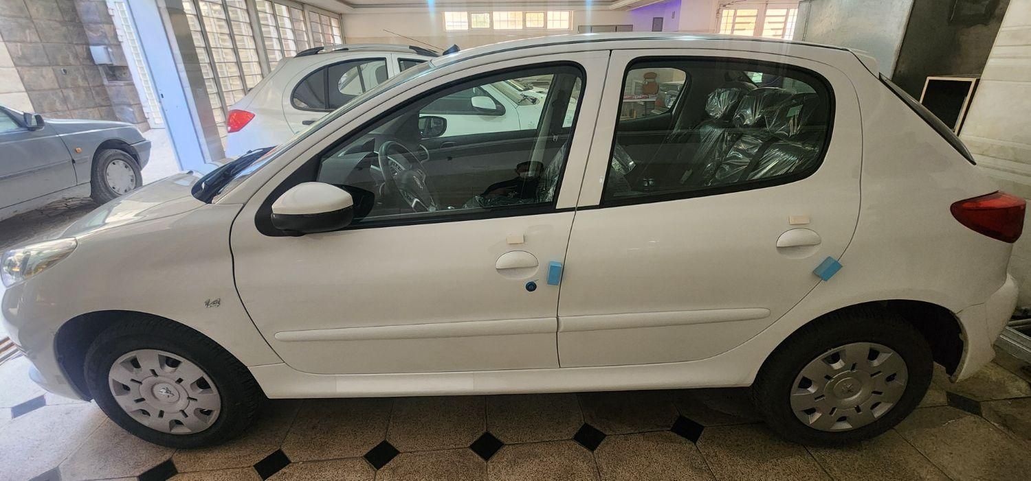 پژو 207 دنده‌ای با موتور TU3 - 1404