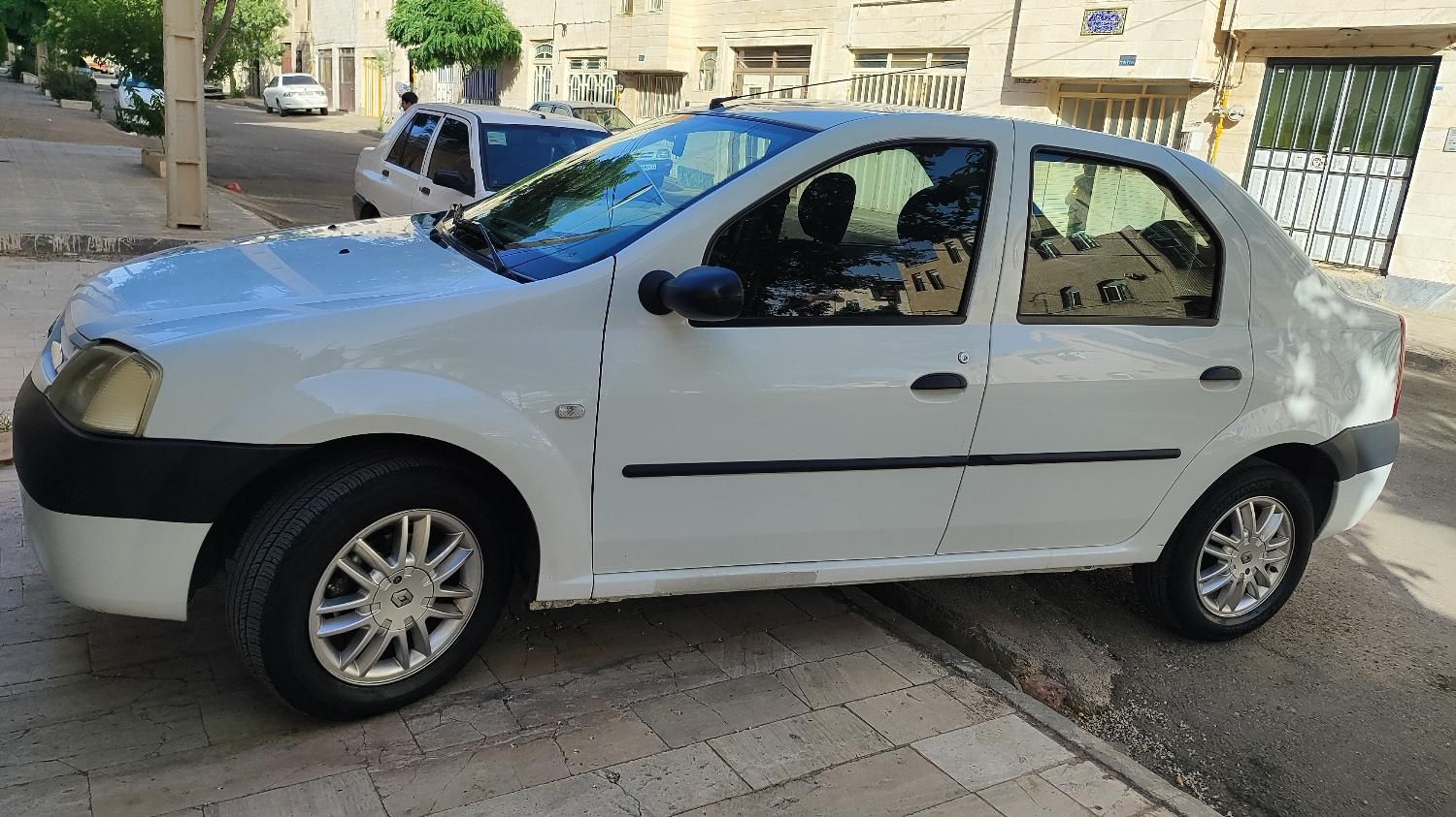 رنو تندر 90 E2 - 1395