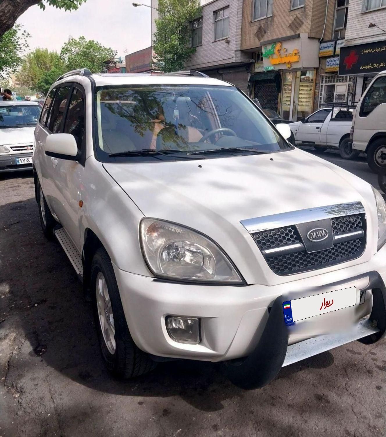 خودرو ام وی ام، X33 آگهی ann_17893361
