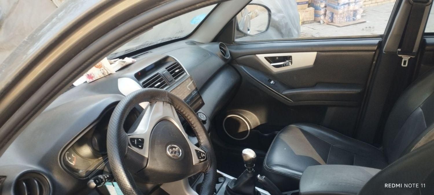 لیفان X60 دنده‌ای - 2015