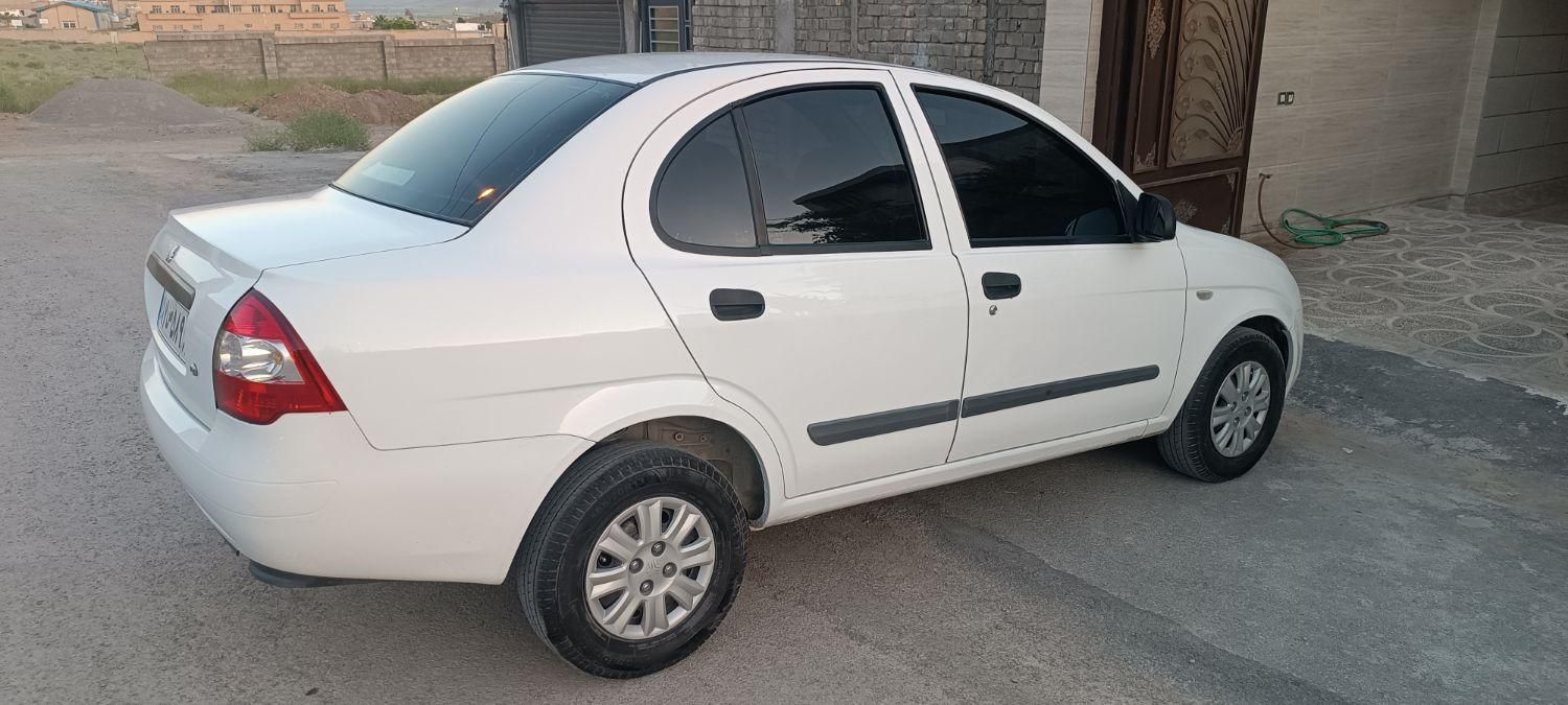 تیبا صندوق دار SX - 1395