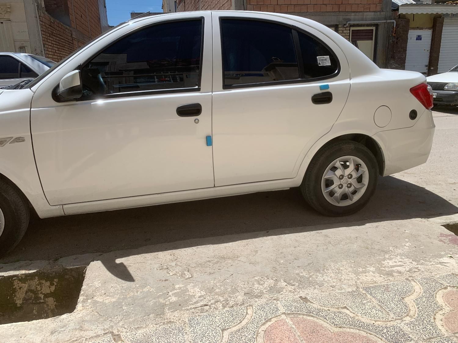 ساینا S دنده ای بنزینی - 1402