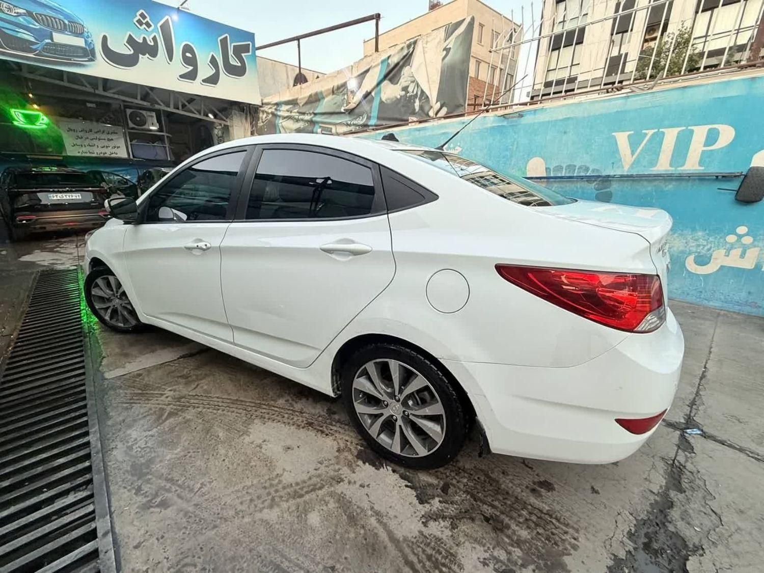 هیوندای اکسنت 1.6 لیتر ساده - 2014