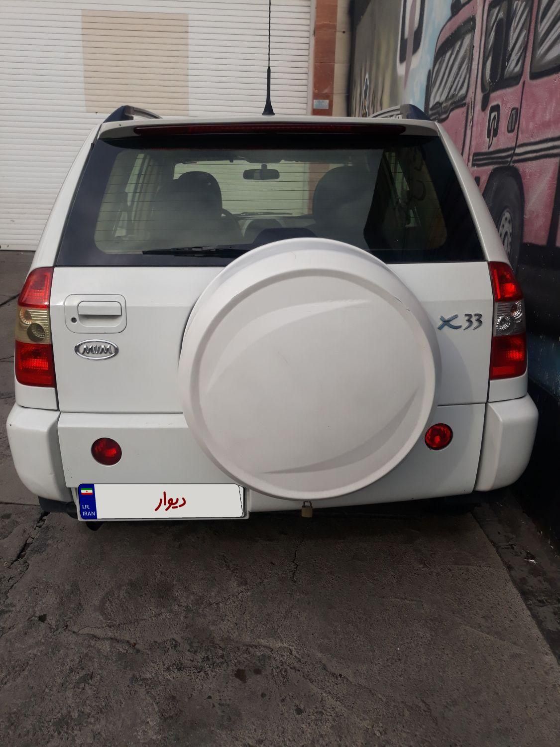 خودرو ام وی ام، X33 آگهی ann_17894814