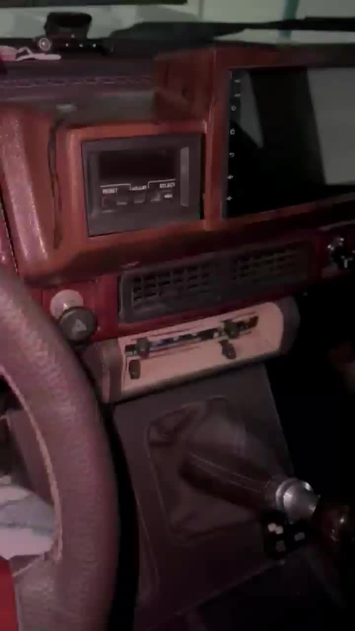 نیسان پاترول چهار درب 6 سیلندر - 1993