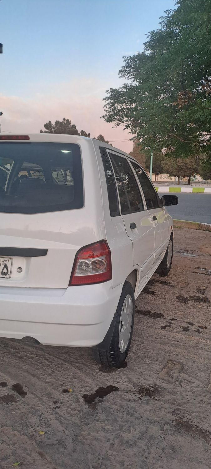 خودرو پراید، 111 آگهی ann_17894936