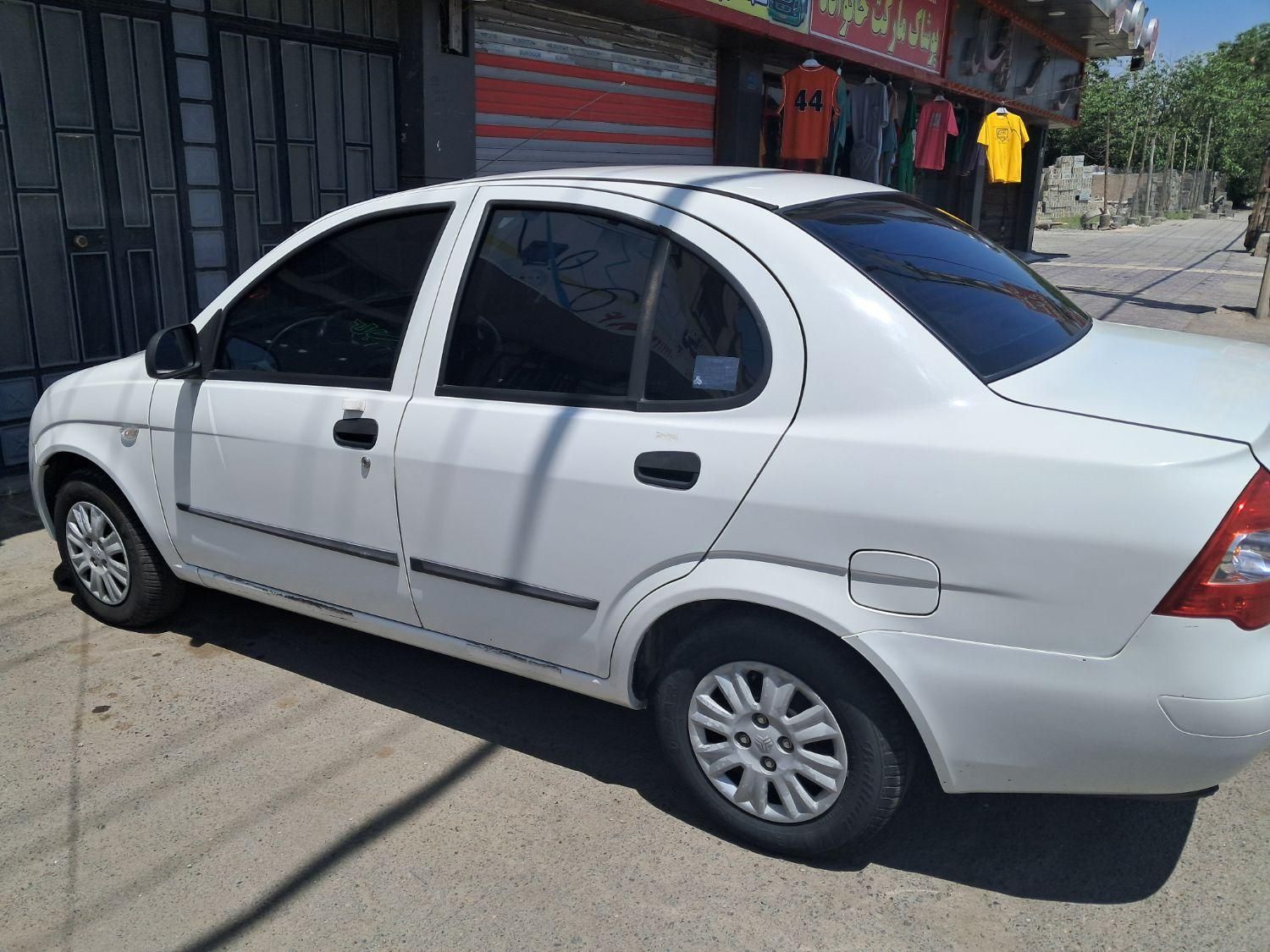 تیبا صندوق دار SX - 1400