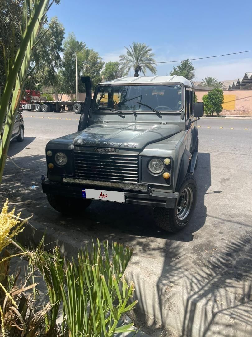 خودرو لندرور، دیفندر آگهی ann_17895287