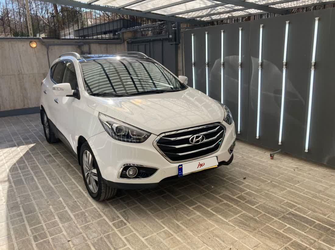 هیوندای توسان 2.4 لیتر - 2015