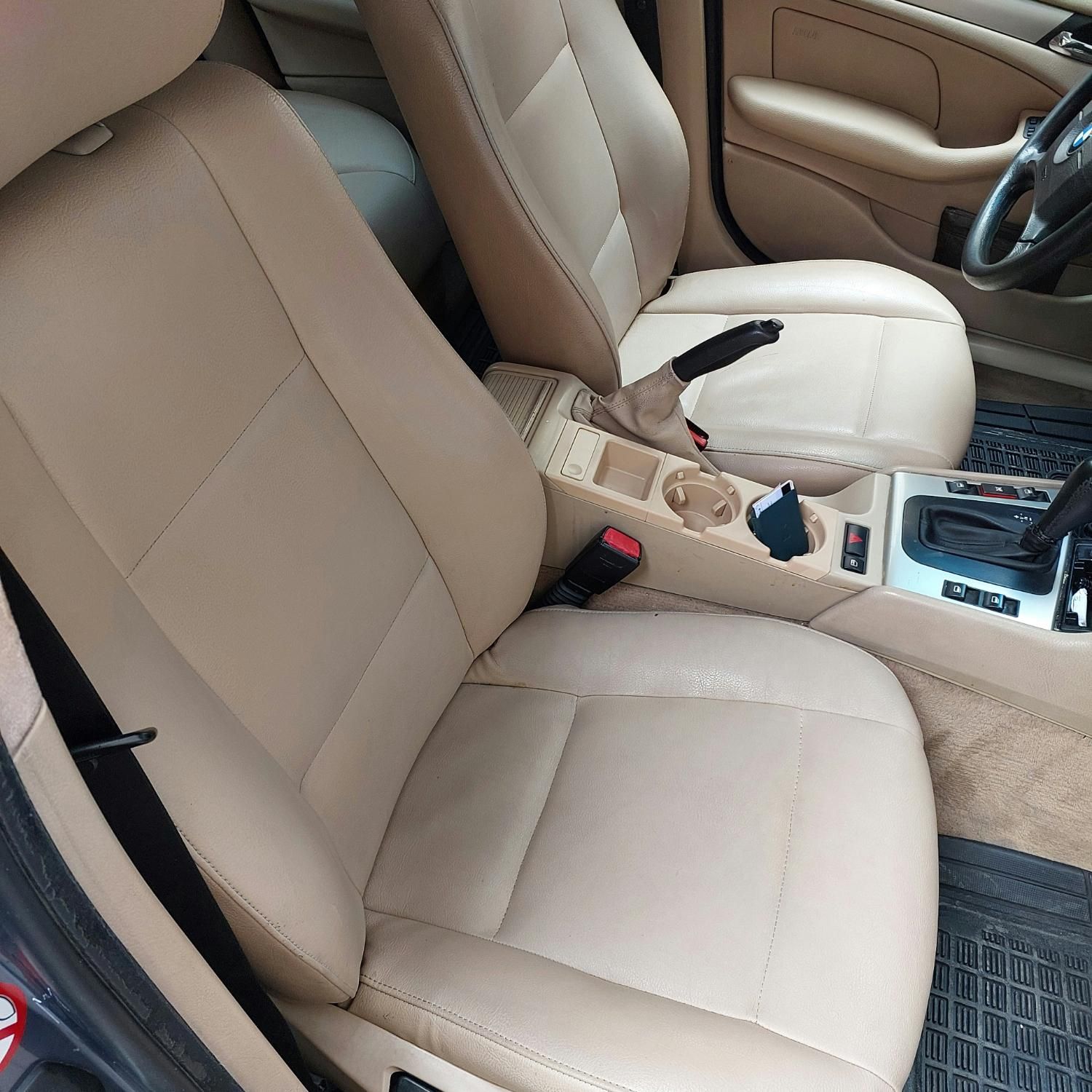 ب ام و سری 3 سدان 325i - 2005